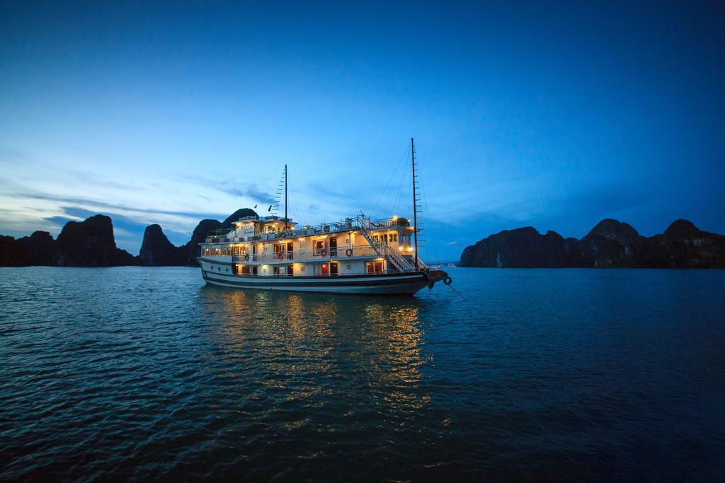 Hotel Rosa Boutique Cruise Hạ Long Exterior foto